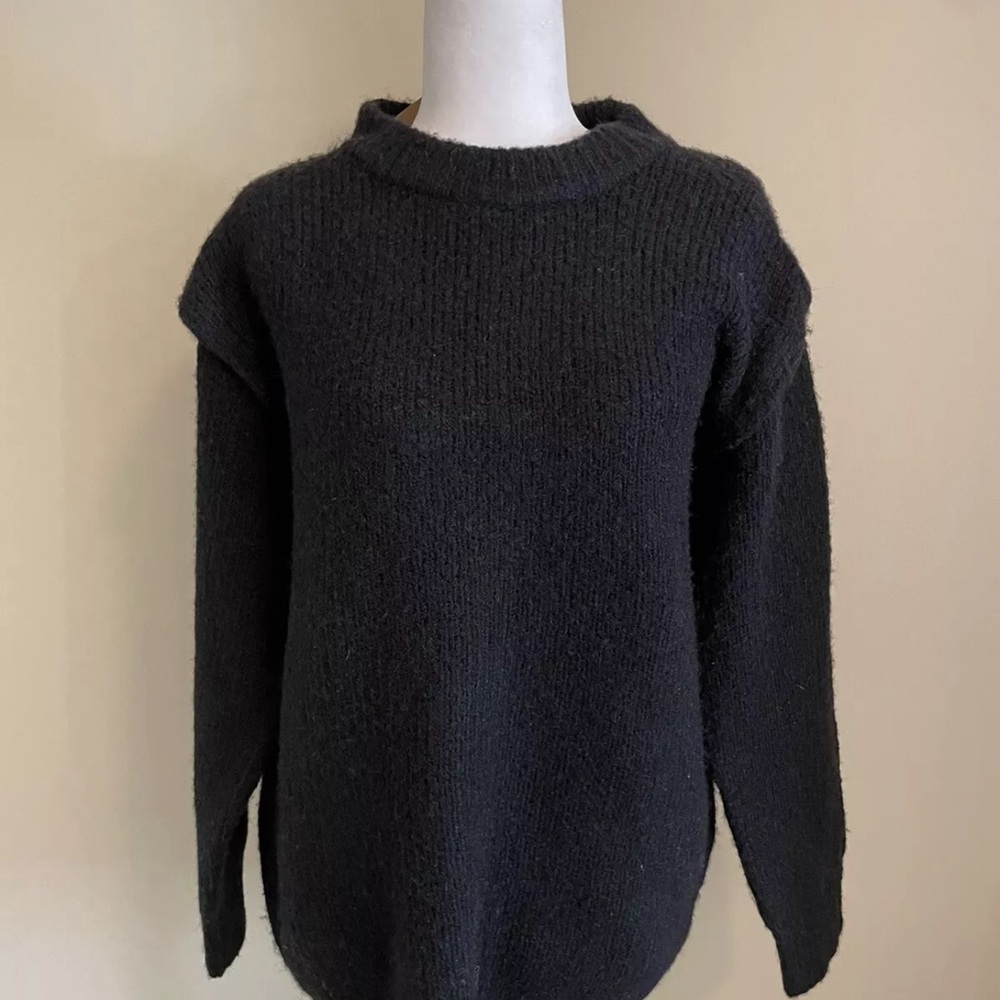 Vero Moda Women's Daisy Wide Shoulder Long Blouse Sweater